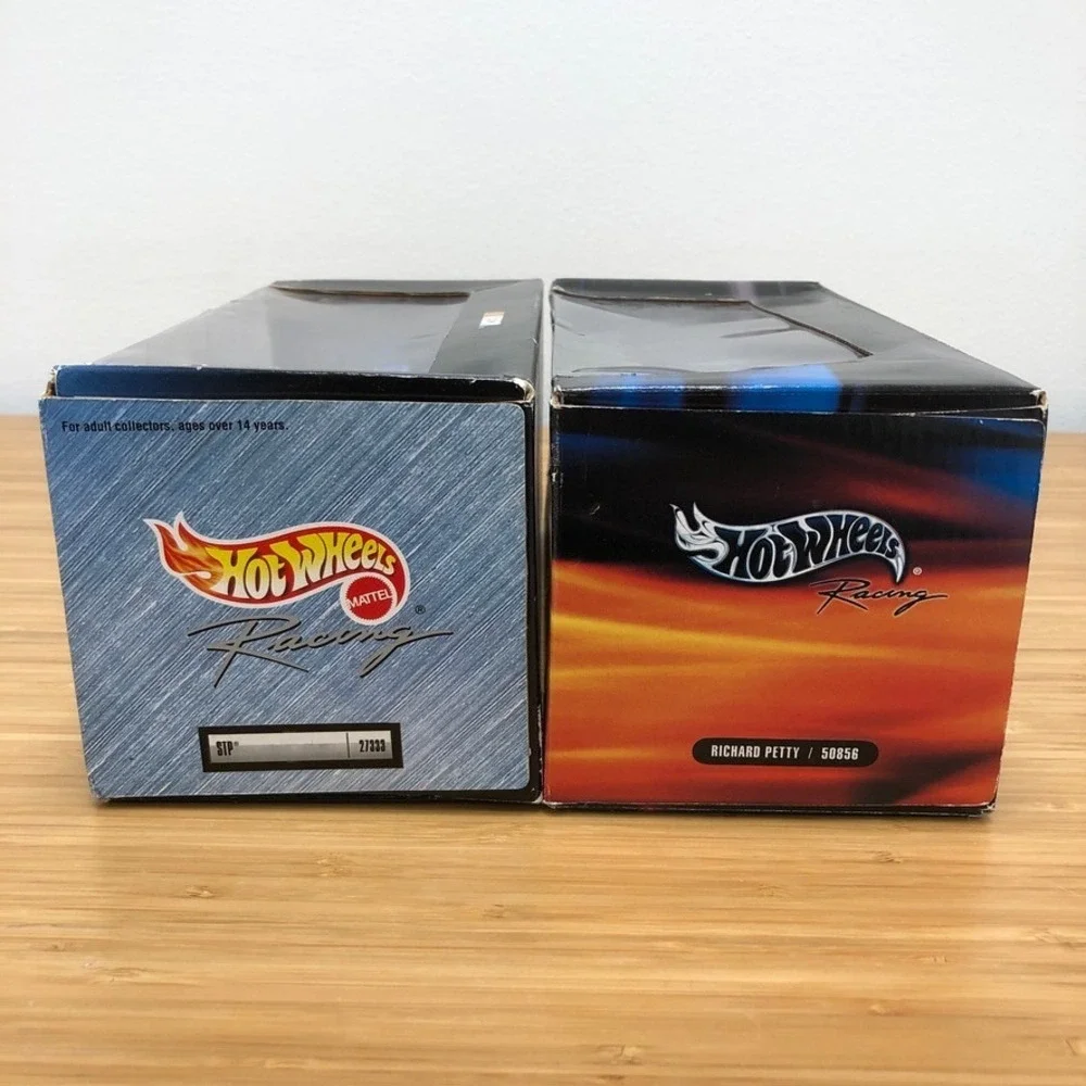 Hot Wheels Racing Diecast 1:24 Adults Blue NASCAR STP 43 44 Pontiac 2 Pack